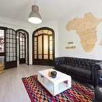 Rent 4 bedroom apartment of 150 m² in barcelona