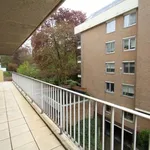 Huur 3 slaapkamer appartement in Uccle