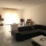 Rent 3 bedroom apartment of 60 m² in NARBONNET