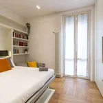 Rent 1 bedroom apartment of 45 m² in milan