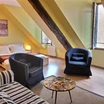 Rent 1 bedroom apartment of 35 m² in Paris