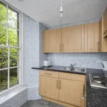 Rent 4 bedroom flat in Scotland