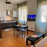 Rent 3 bedroom apartment of 70 m² in Genoa