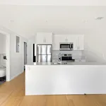 Rent 3 bedroom house in New York City