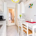 Rent 2 bedroom apartment of 69 m² in Milano