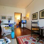 Studio of 100 m² in Florence