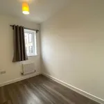 Rent 3 bedroom flat in North West England