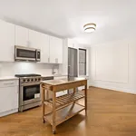 Rent 3 bedroom apartment in Manhattan