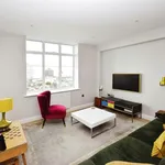 Rent 2 bedroom flat in Brighton