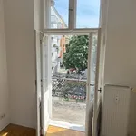 Rent 3 bedroom apartment of 93 m² in Berlin