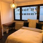 Miete 4 Schlafzimmer wohnung in Cologne