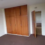 Rent 2 bedroom apartment in Roodepoort