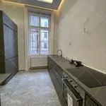 Rent 2 bedroom apartment of 77 m² in Budapest