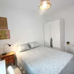 Rent a room in Madrid