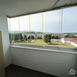 Pronajměte si 3 ložnic/e byt o rozloze 77 m² v Sokolov