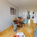 Rent a room of 108 m² in Issy-les-Moulineaux