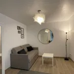 Rent 1 bedroom apartment of 17 m² in Paris 17