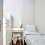 Rent a room in lisbon