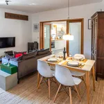 Rent 5 bedroom apartment of 83 m² in Porto