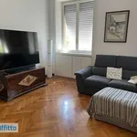 Rent 4 bedroom apartment of 117 m² in Milan