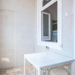 Rent a room in lisbon