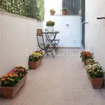 Rent 2 bedroom apartment of 65 m² in Napoli