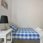 Rent a room in lisbon