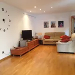 Rent 3 bedroom apartment of 90 m² in Barcelona']