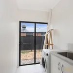 Rent 4 bedroom house in Horsham