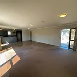 Rent 5 bedroom apartment in Papamoa