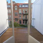 Huur 7 slaapkamer huis van 231 m² in Den Haag