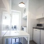 Rent a room in lisbon