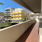 Affitto 4 camera appartamento di 130 m² in Riccione