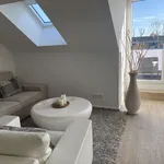 Miete 4 Schlafzimmer wohnung von 76 m² in Düsseldorf