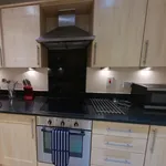 Rent 2 bedroom flat in London