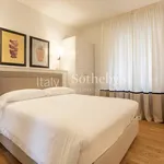 Rent 5 bedroom apartment of 127 m² in Florence