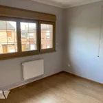 Maison de 90 m² avec 4 chambre(s) en location à GONDECOURT