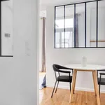 Rent 2 bedroom apartment of 34 m² in paris