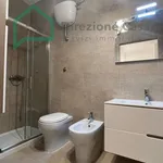 Rent 2 bedroom apartment of 43 m² in Naples