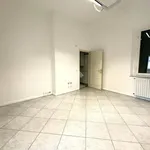 Affitto 1 camera appartamento di 150 m² in Pontedera