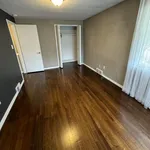 Rent 2 bedroom apartment of 93 m² in Oakland