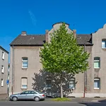 Miete 4 Schlafzimmer wohnung von 73 m² in Duisburg