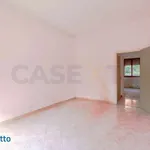 Rent 2 bedroom apartment of 77 m² in Milan