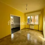 Rent 4 bedroom apartment of 91 m² in Genoa