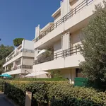 Rent 4 bedroom apartment of 108 m² in Marseille