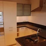 Gemeubileerd 2 slaapkamers apartement (ref : D1)
Dit ruime, volledig ingerichte appartement op de eerste verdieping van de residentie ‘Le Cap’ zal u verleiden met zijn comfortabele ligging en ind