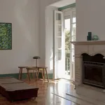 Rent a room of 190 m² in Lisbon