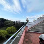 Rent 5 bedroom apartment of 130 m² in Genova