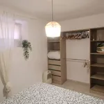 Rent 2 bedroom apartment of 37 m² in Hyères