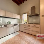 Rent 4 bedroom apartment of 180 m² in Vicenza